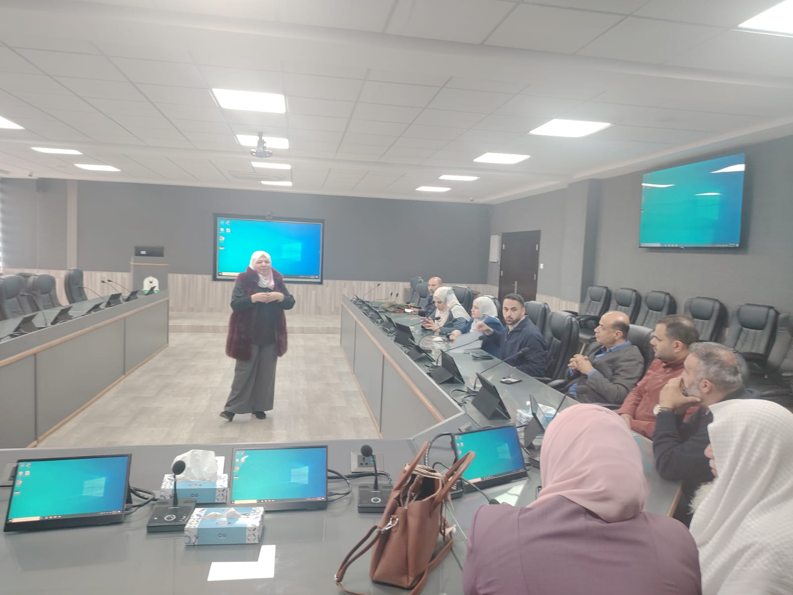  ورشة تدريبية بعنوان: التأملية والتقييم الذاتي